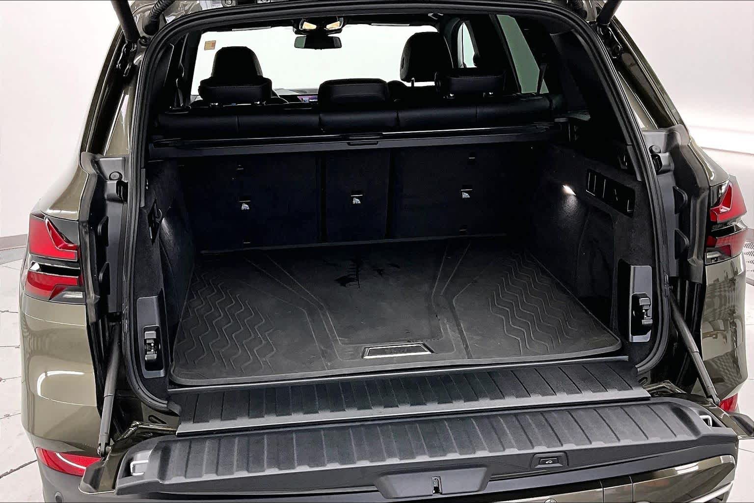 Thumbnail: 2024 BMW X5 - 19