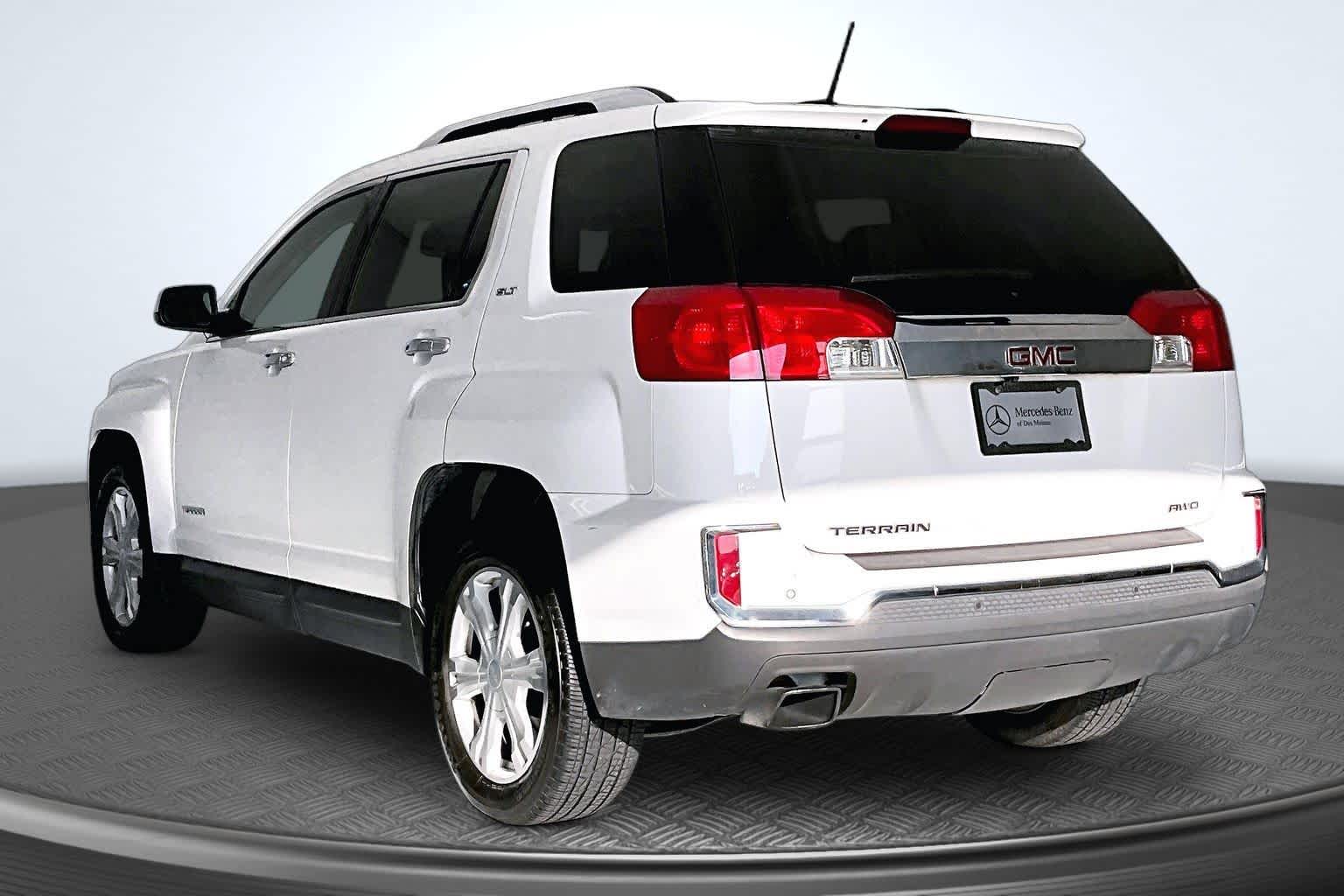 Thumbnail: 2017 GMC Terrain - 4