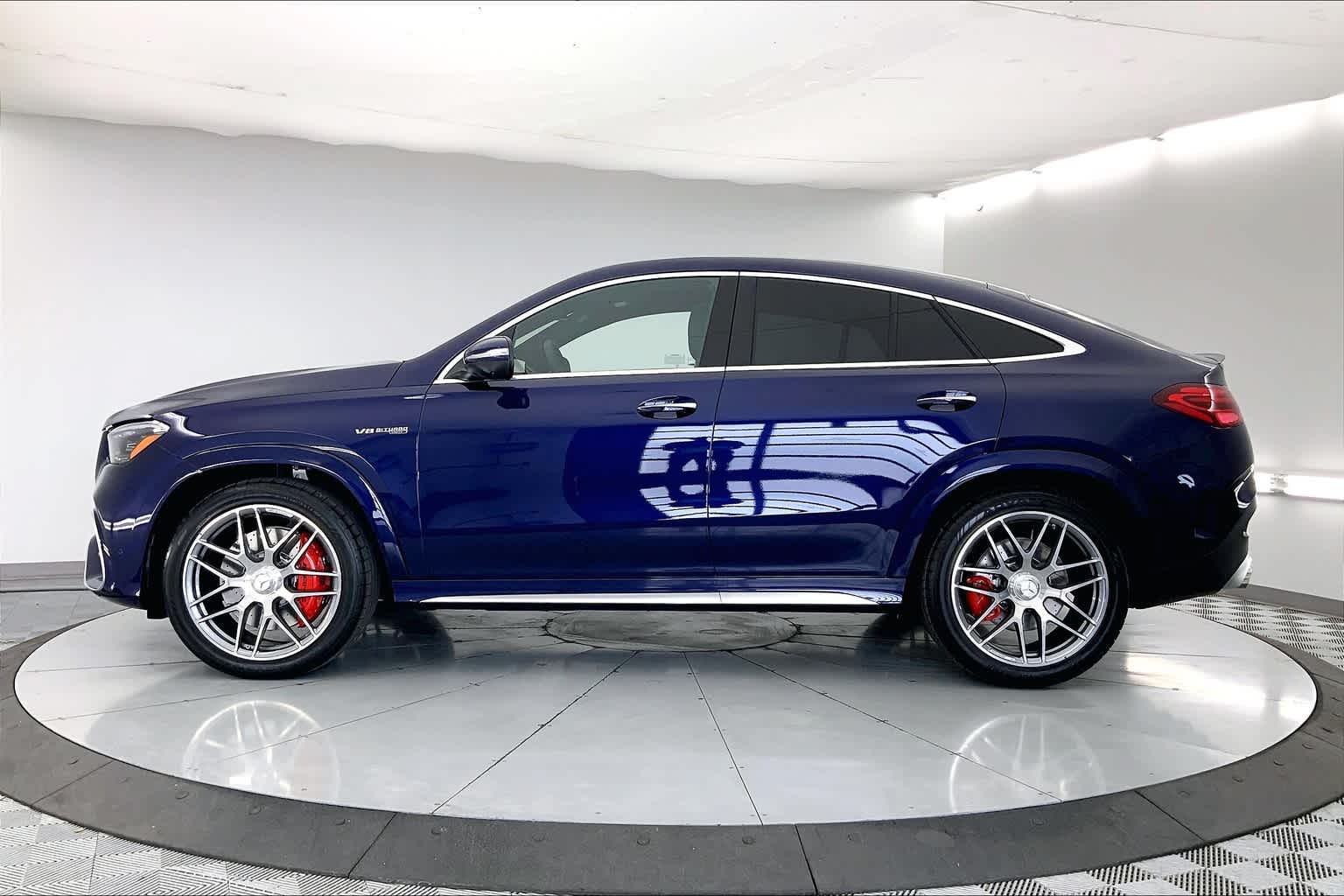 Thumbnail: 2025 Mercedes-Benz GL-Class - 3