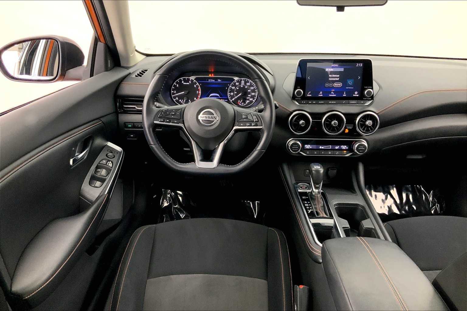 Thumbnail: 2020 Nissan Sentra - 15