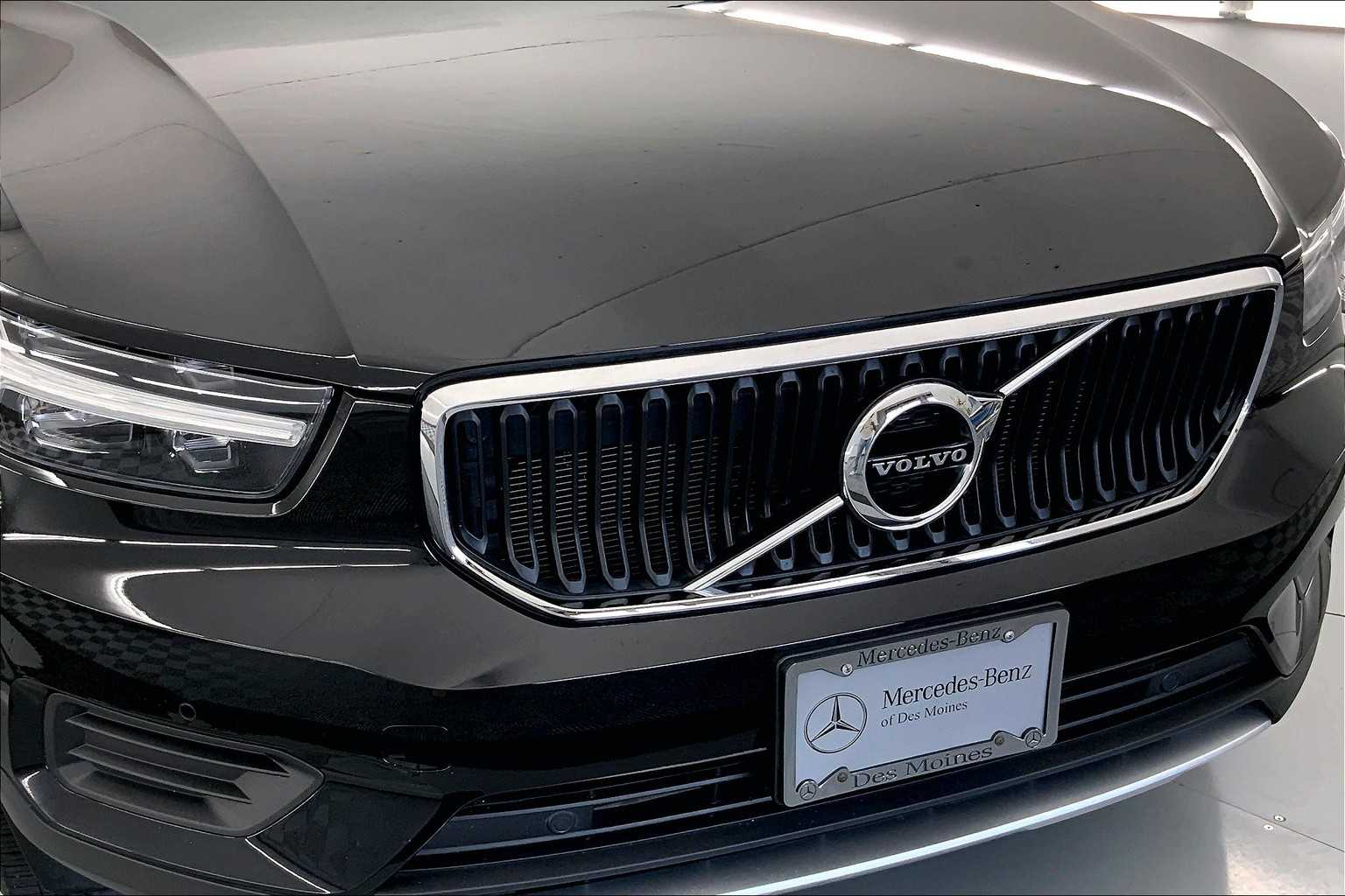 Thumbnail: 2020 Volvo XC40 - 26