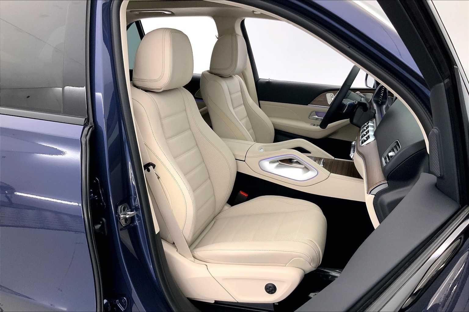 Thumbnail: 2026 Mercedes-Benz GLE - 14