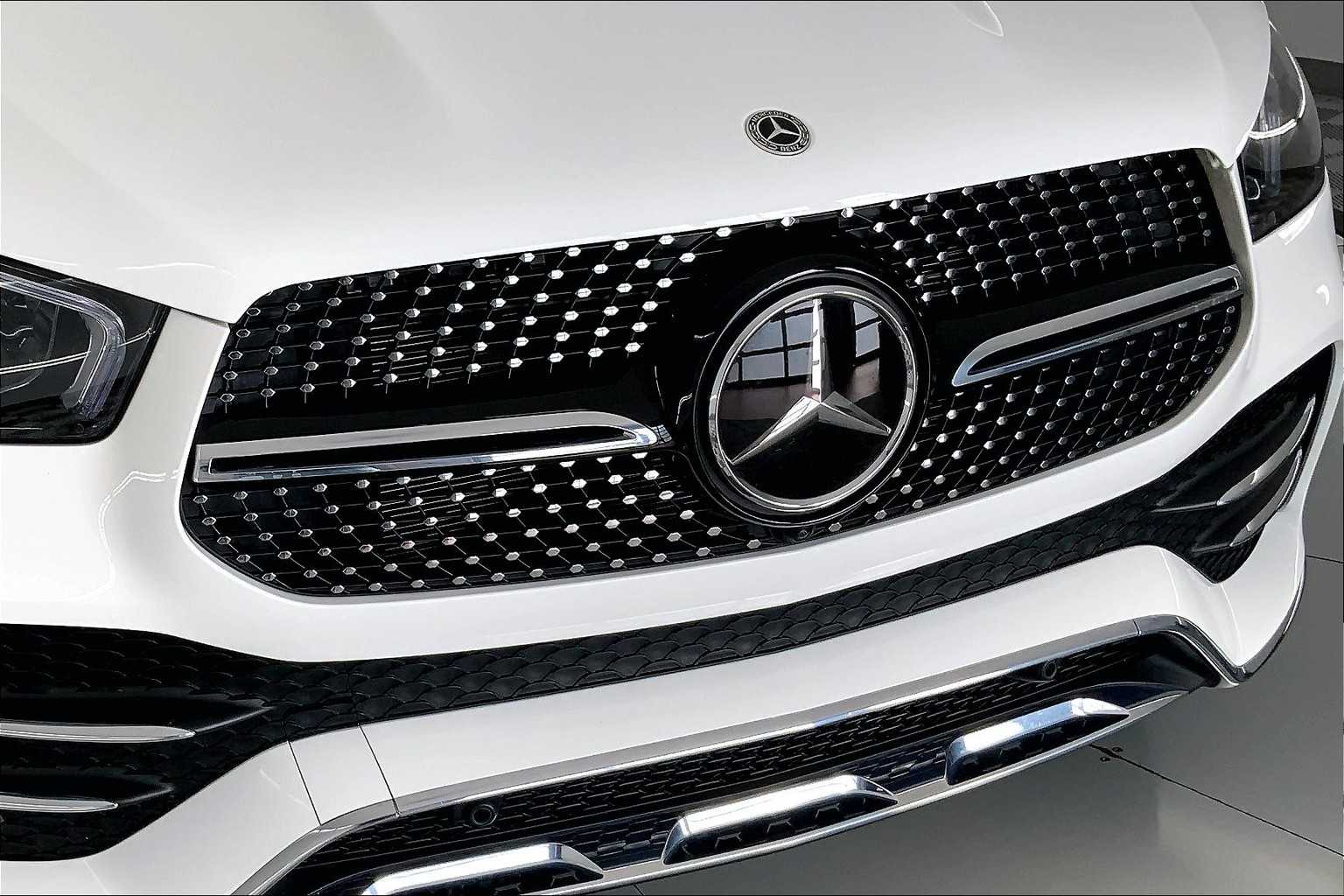 Thumbnail: 2022 Mercedes-Benz GLE - 26