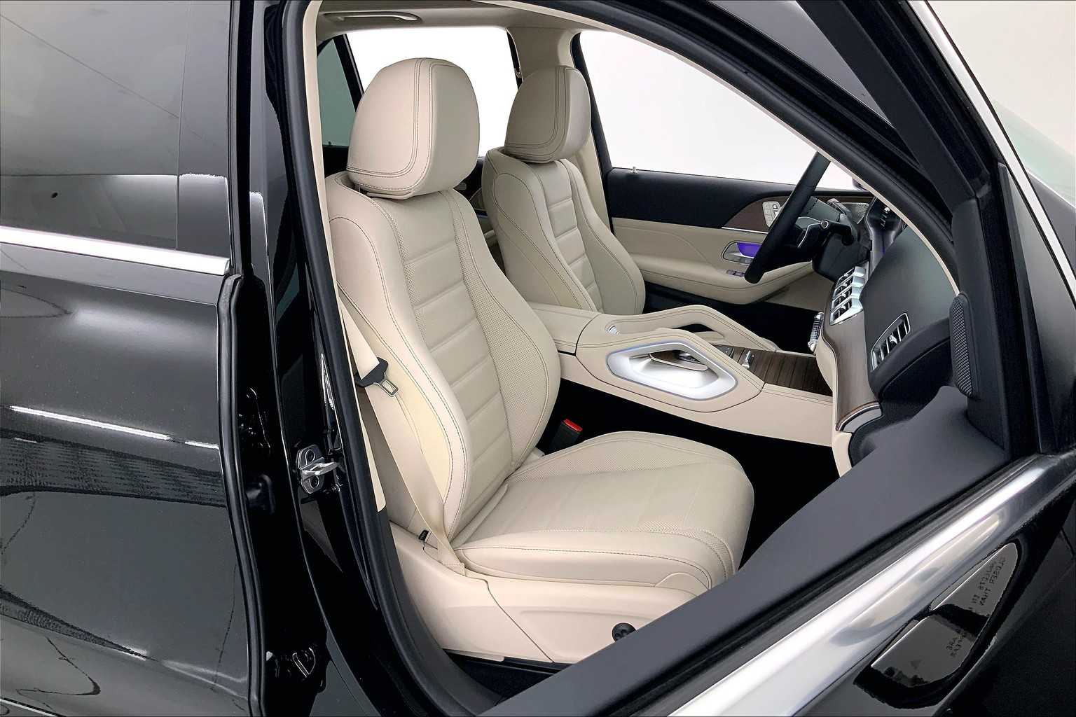 Thumbnail: 2026 Mercedes-Benz GLE - 14