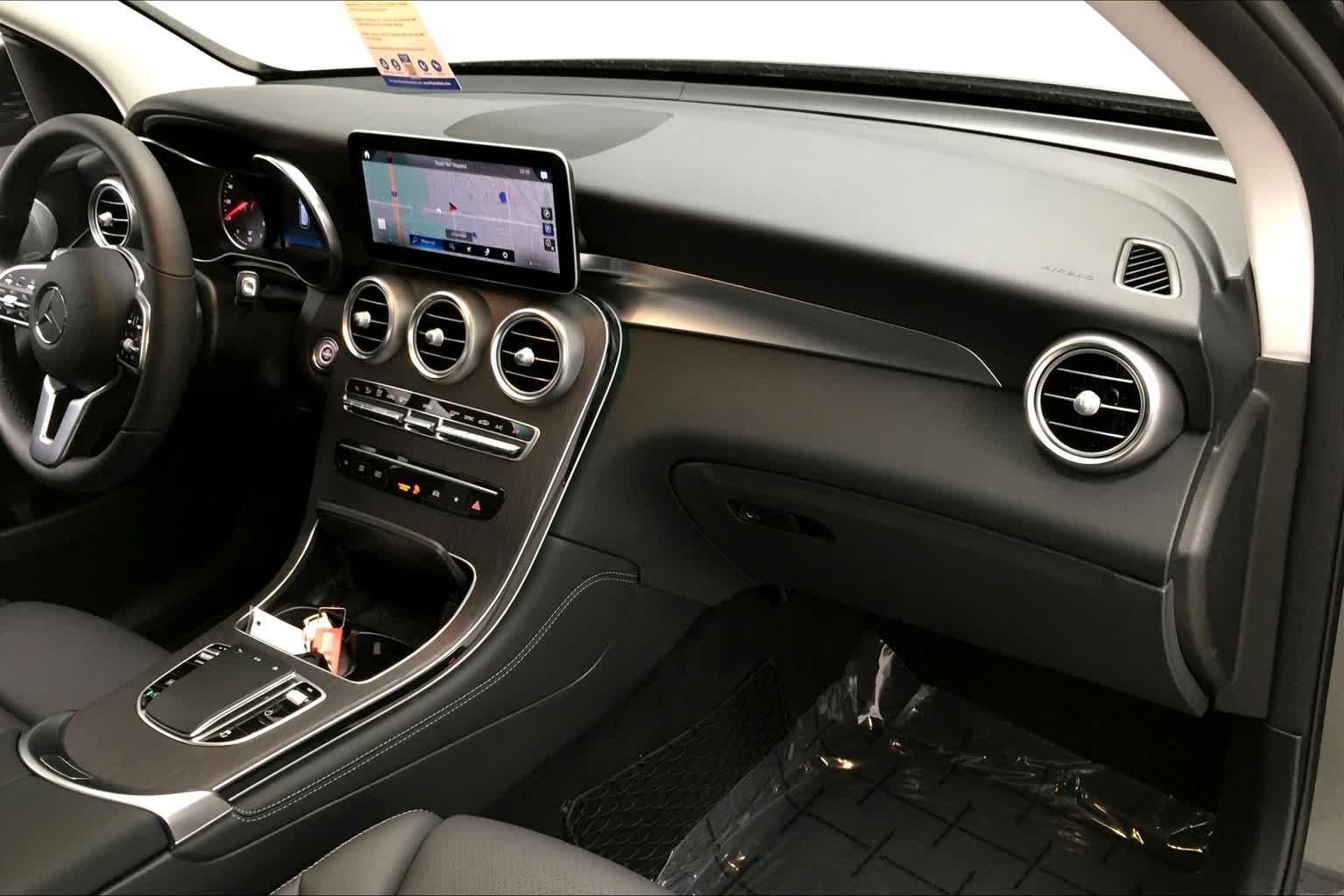 Thumbnail: 2020 Mercedes-Benz GLC - 26