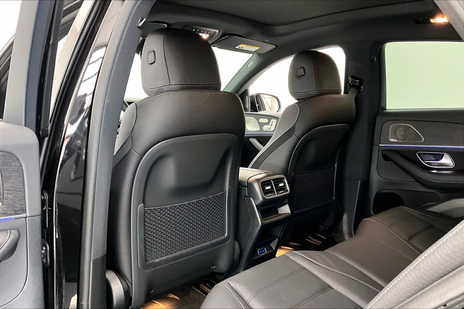 Thumbnail: 2026 Mercedes-Benz GLE - 12