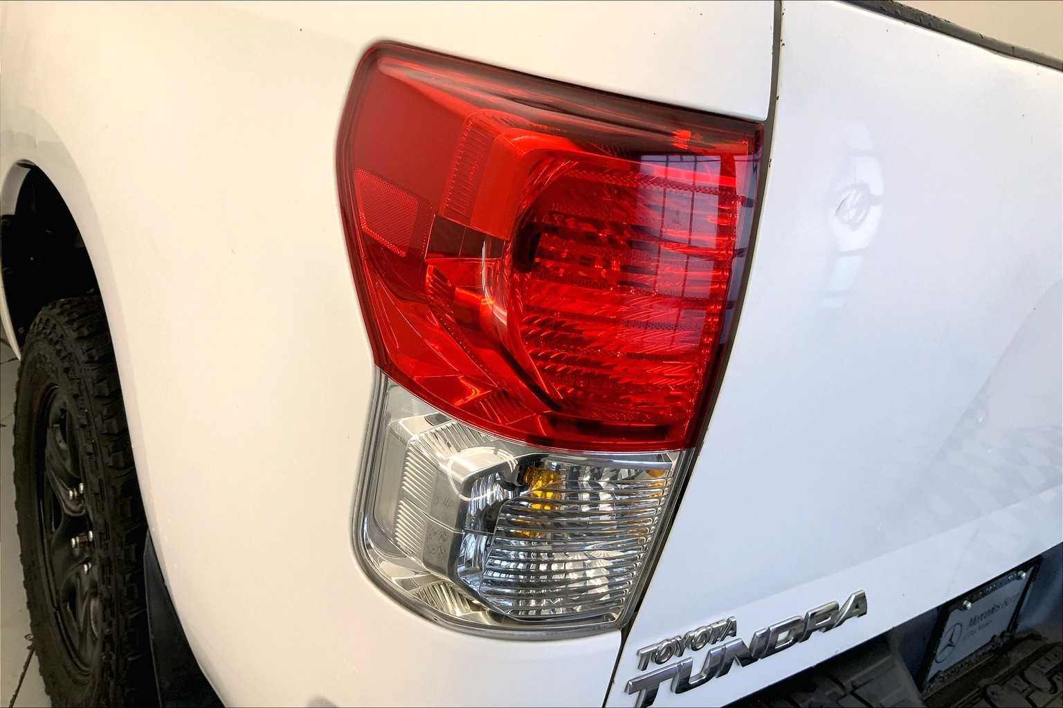 Thumbnail: 2010 Toyota Tundra - 23