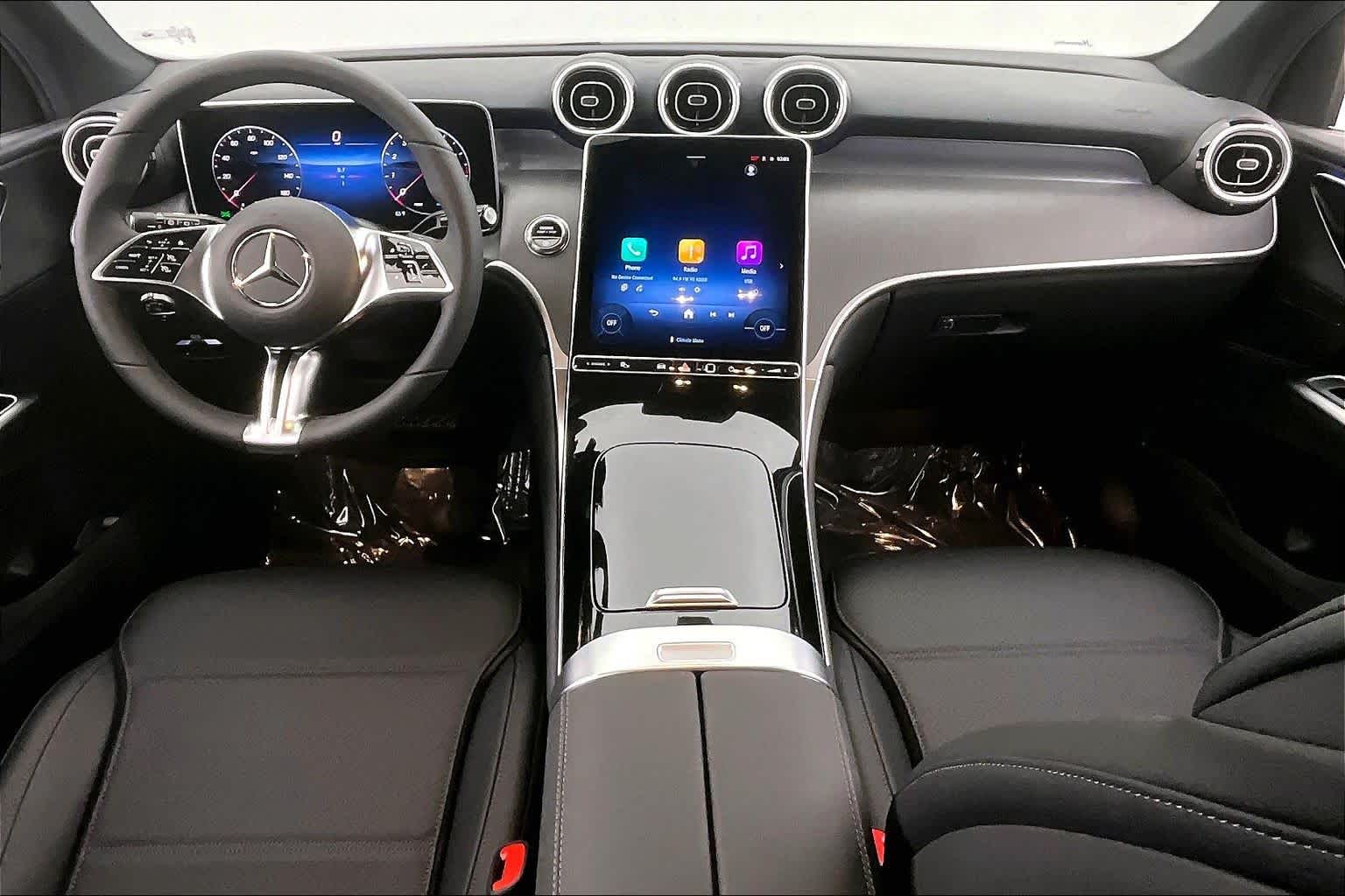 Thumbnail: 2026 Mercedes-Benz GLC - 10