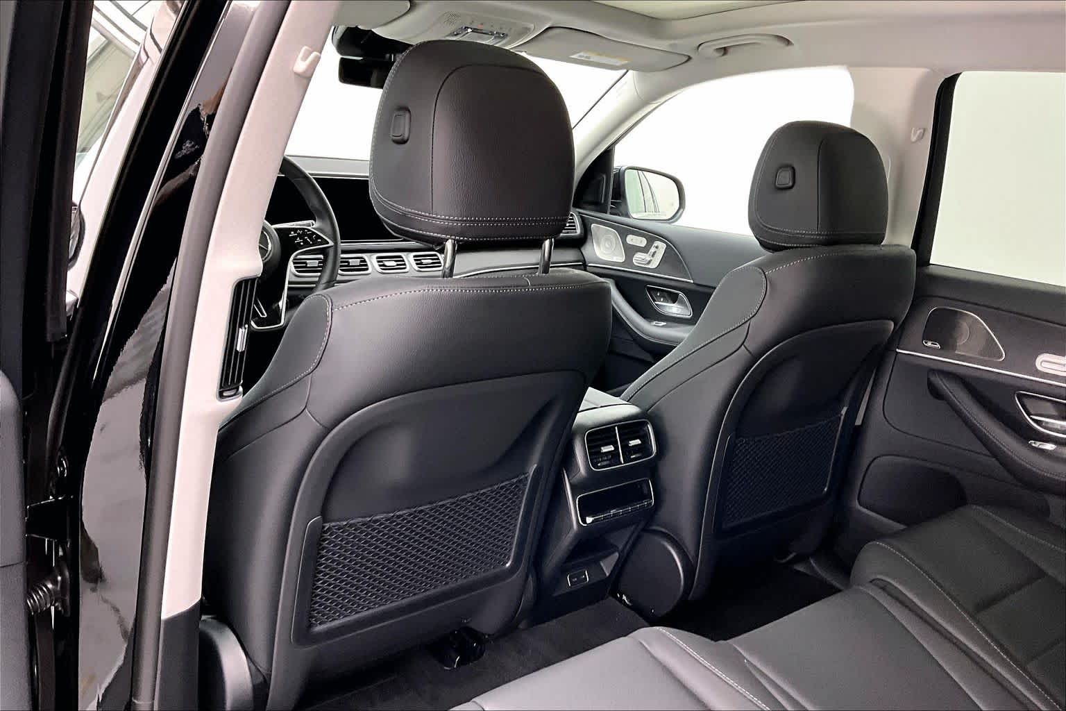 Thumbnail: 2026 Mercedes-Benz GLS - 12