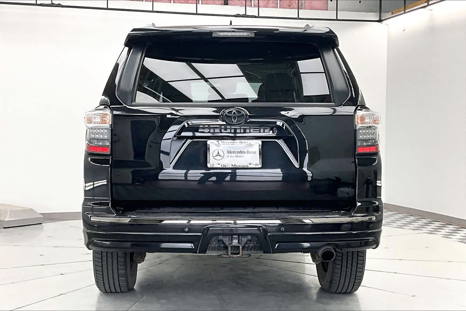 Thumbnail: 2020 Toyota 4Runner - 5