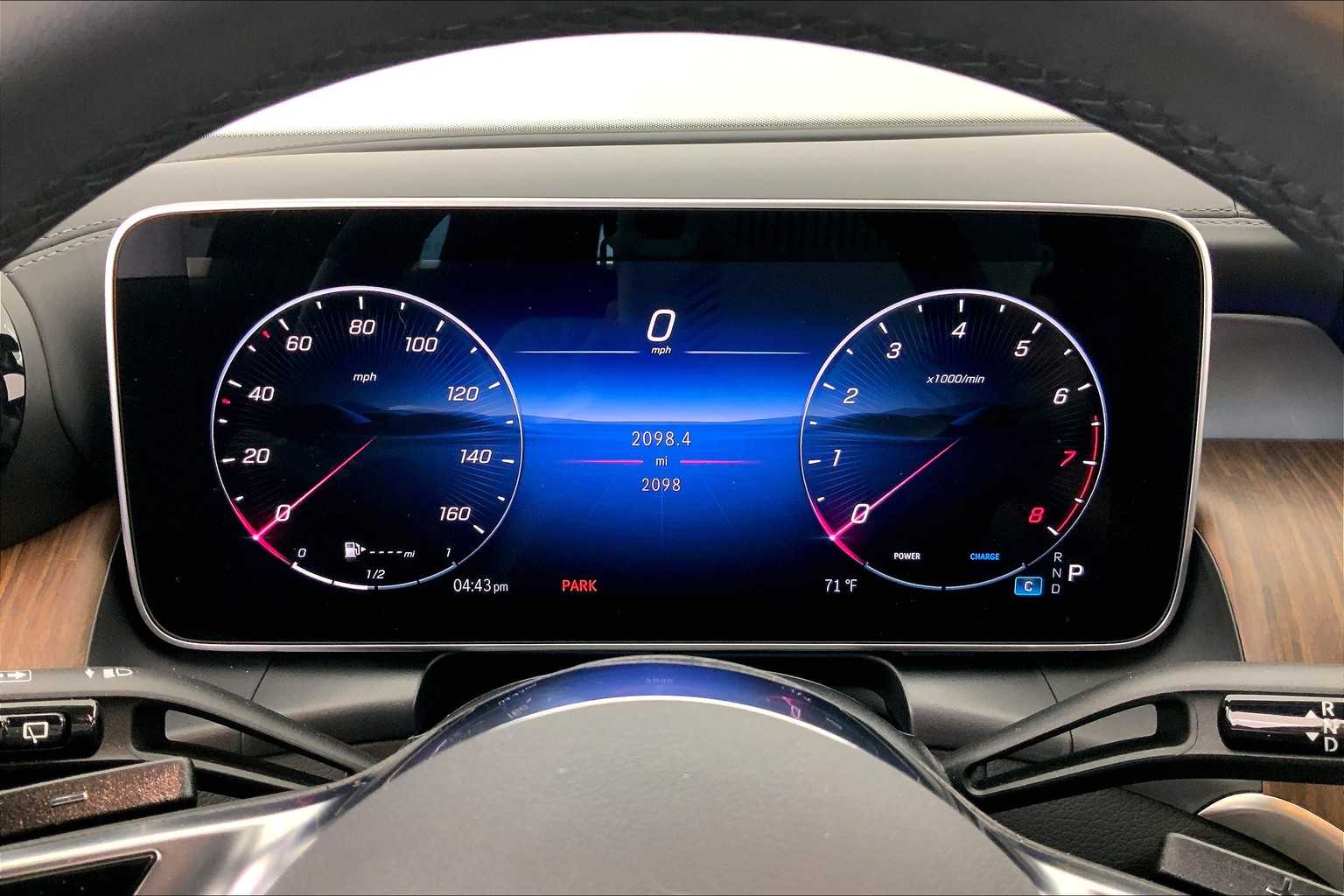 Thumbnail: 2025 Mercedes-Benz GLC - 18