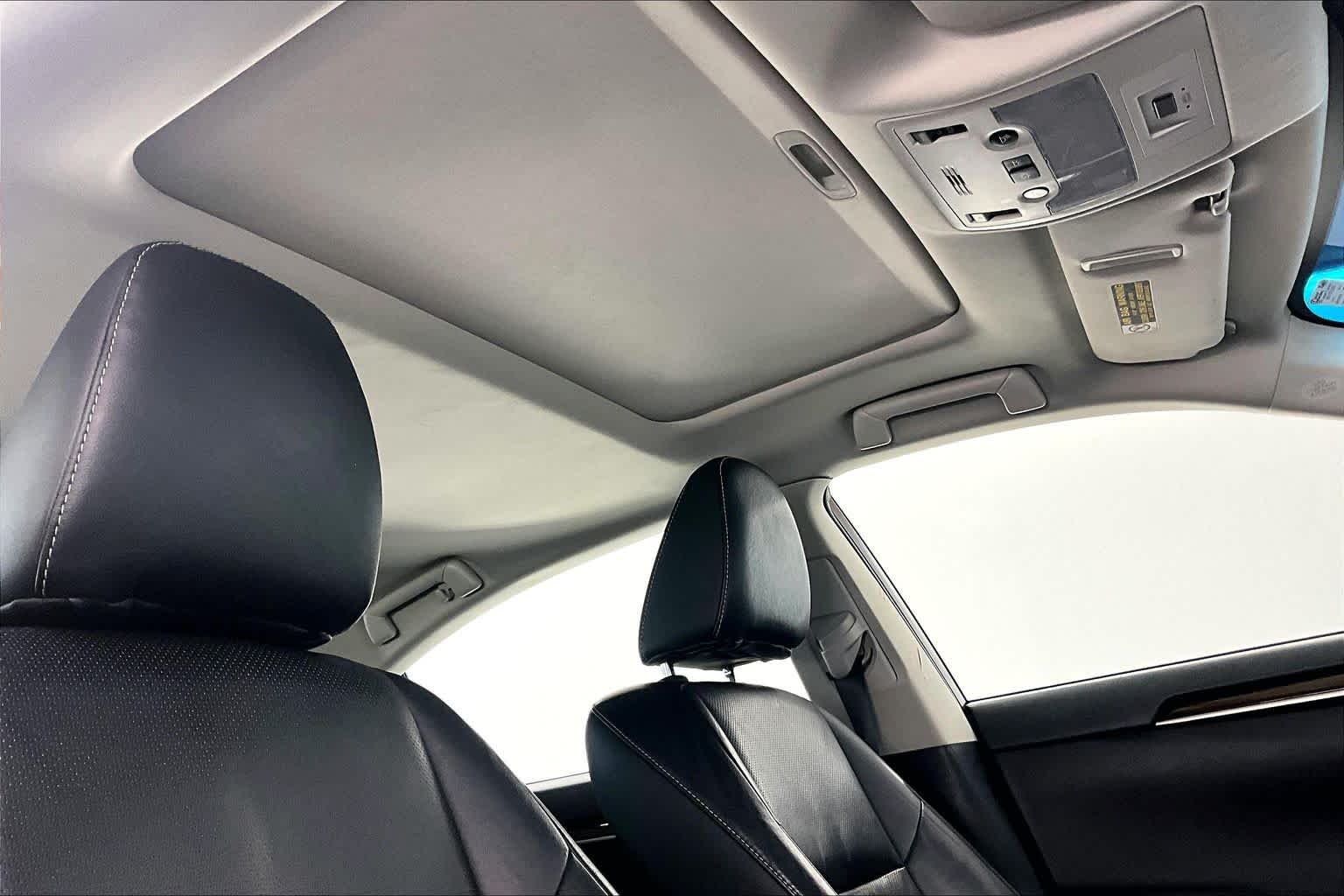 Thumbnail: 2015 Lexus ES - 22