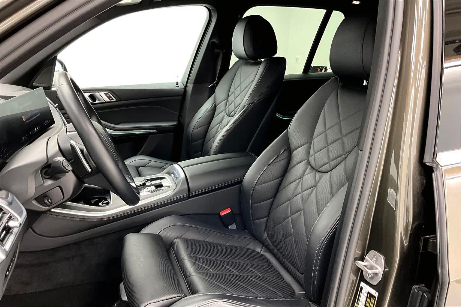 Thumbnail: 2024 BMW X5 - 11