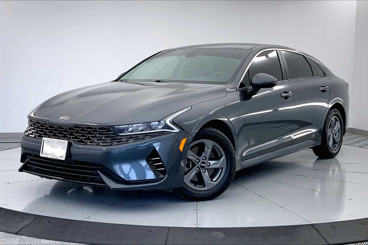 2021 Kia K5 LXS -
                  Urbandale, IA