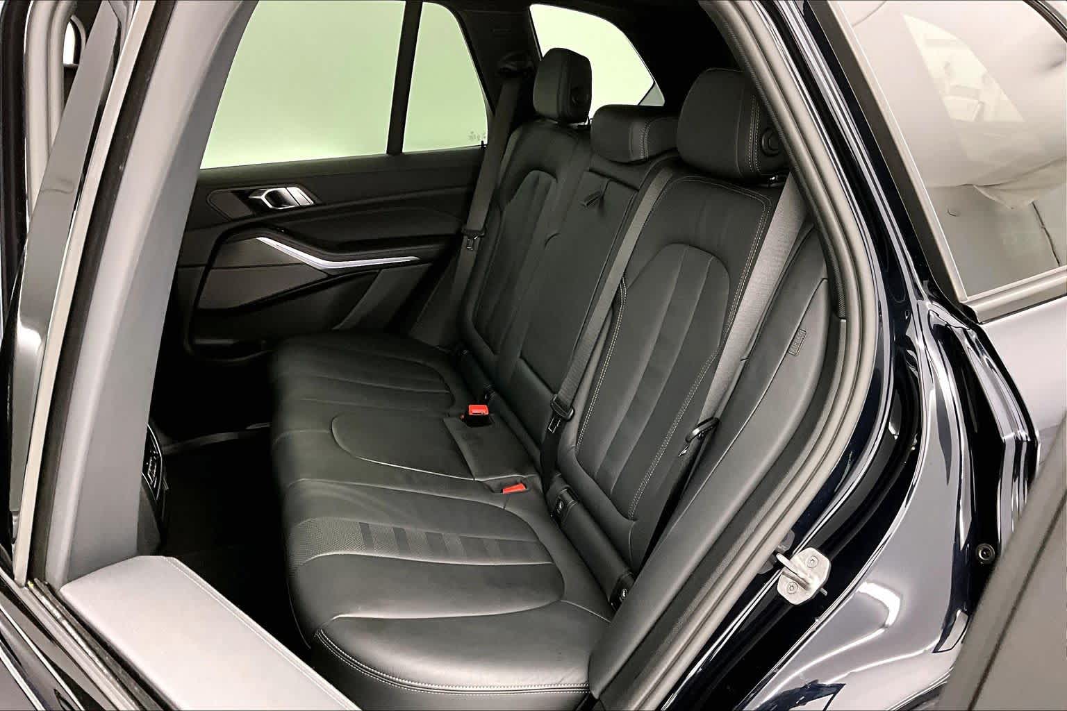 Thumbnail: 2022 BMW X5 - 13