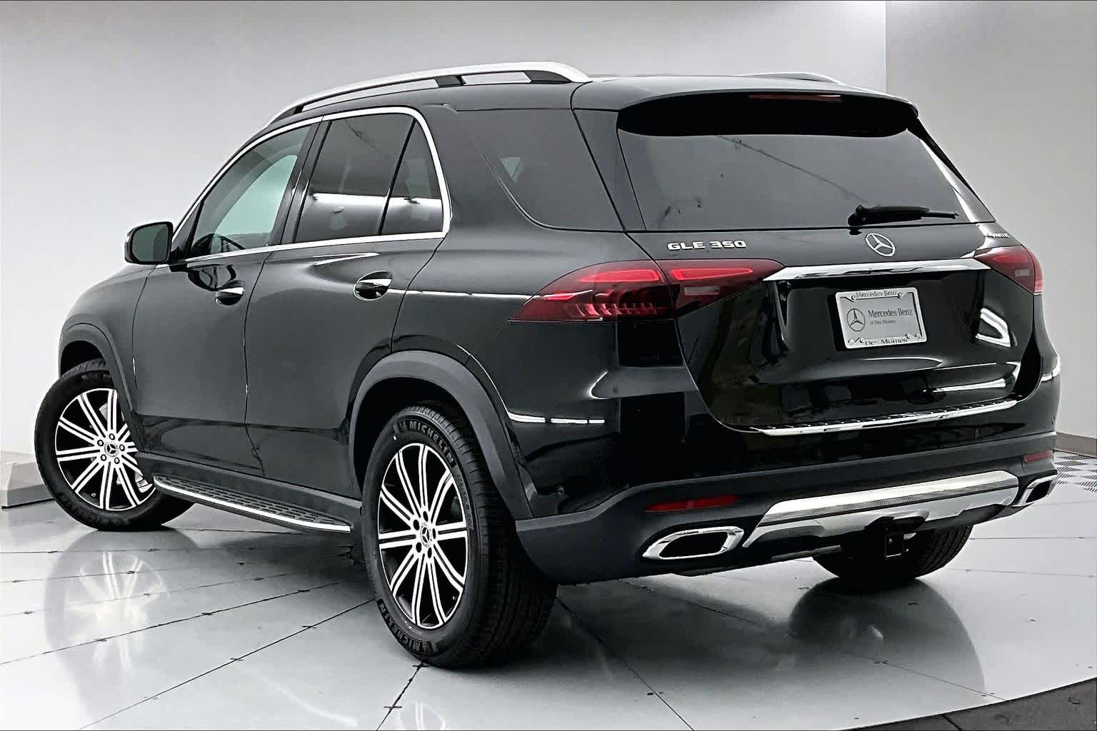 Thumbnail: 2026 Mercedes-Benz GLE - 4