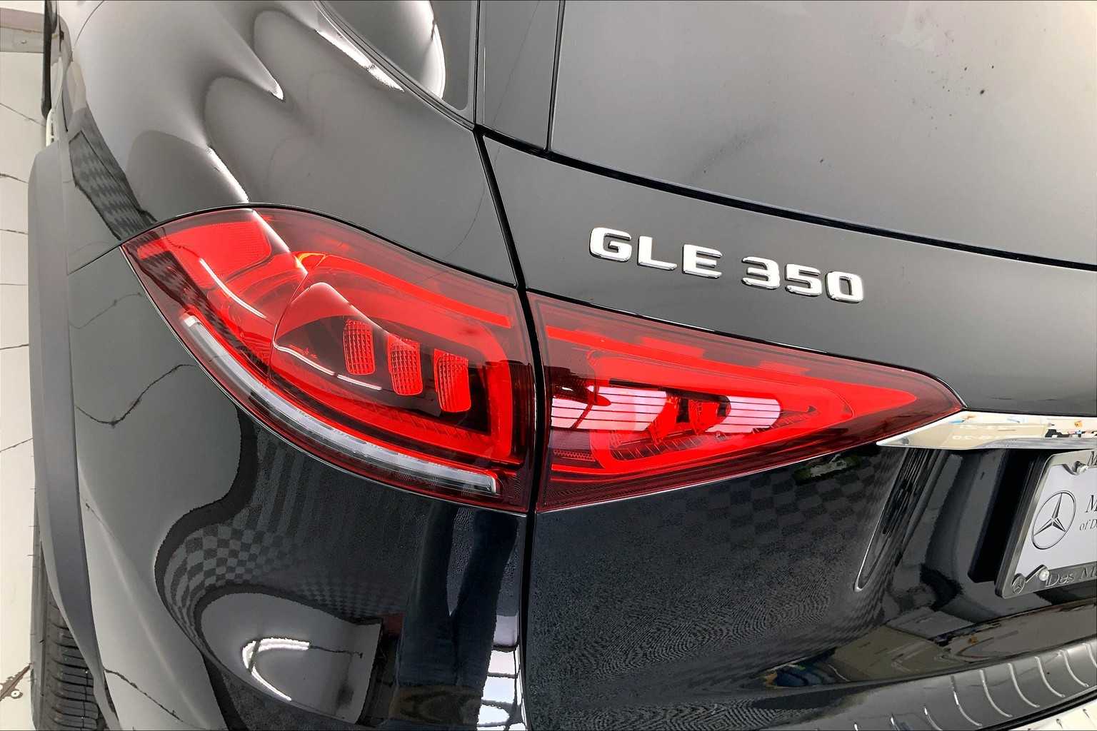 Thumbnail: 2023 Mercedes-Benz GLE - 25