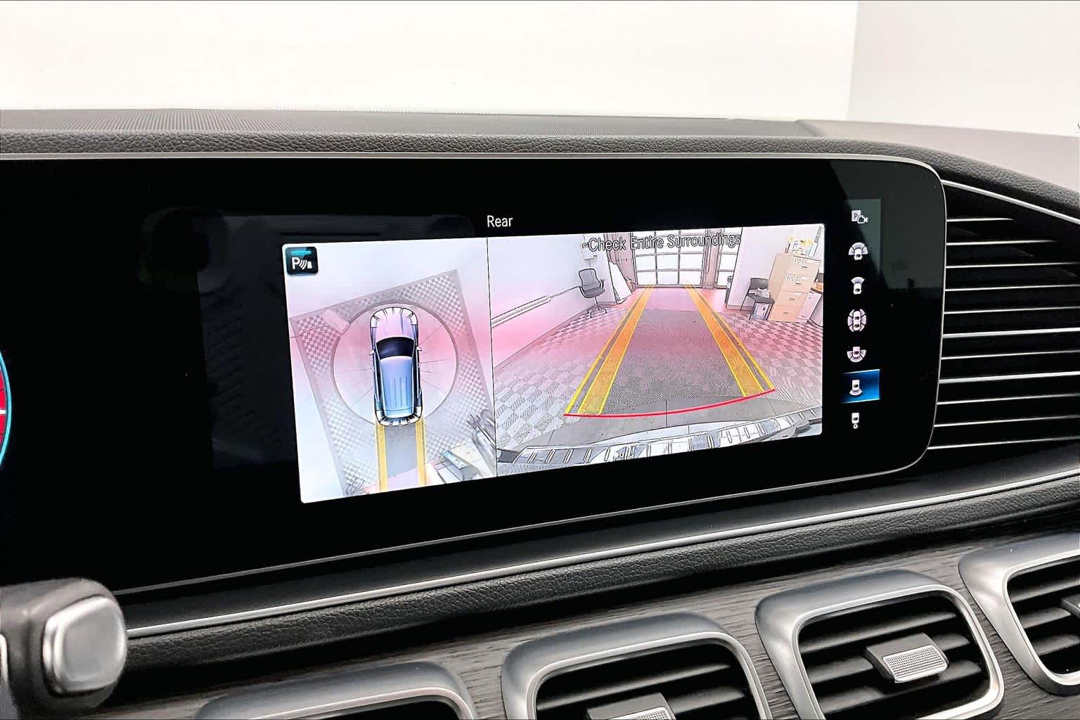 Thumbnail: 2022 Mercedes-Benz GLE - 21