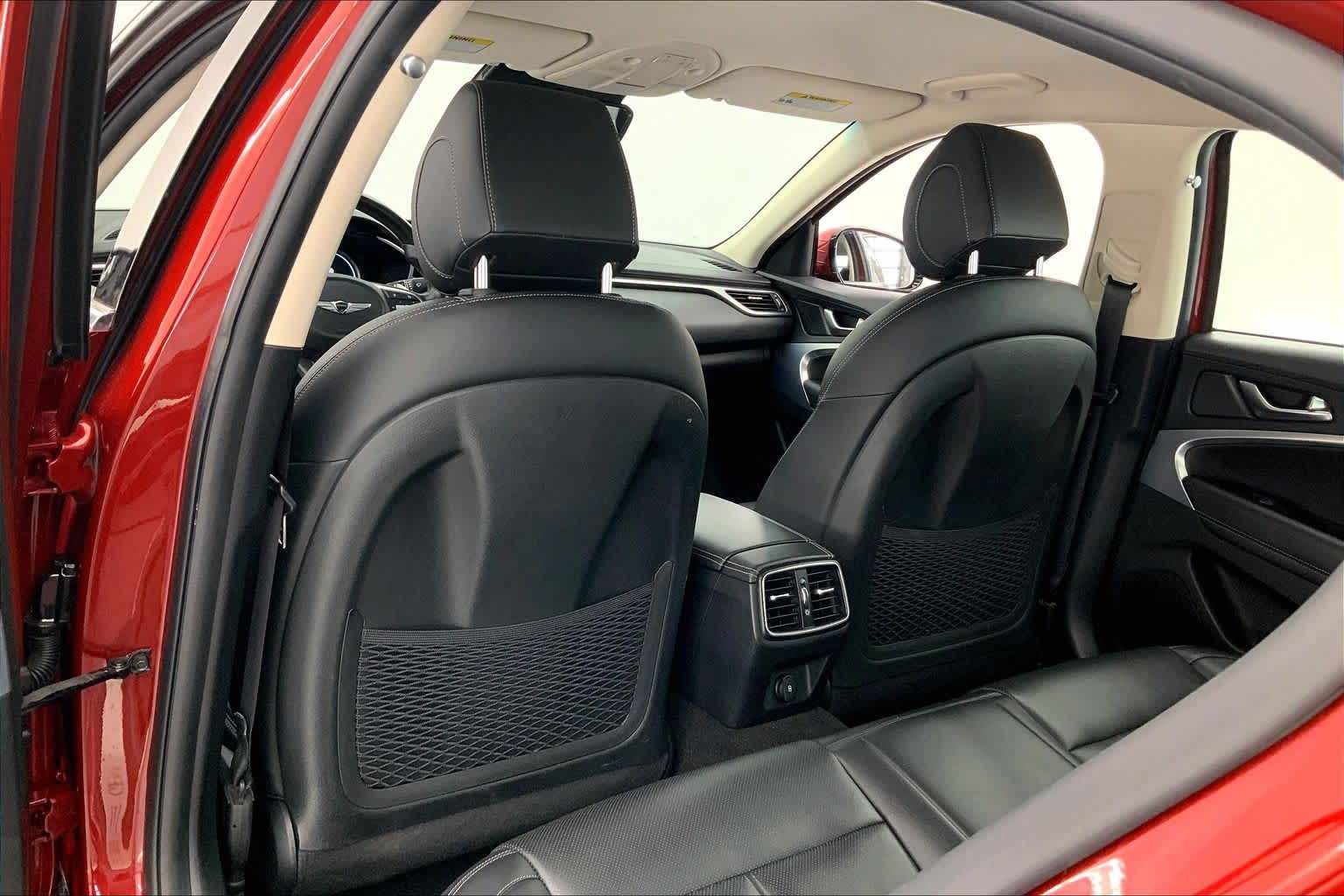 Thumbnail: 2023 Genesis G70 - 12