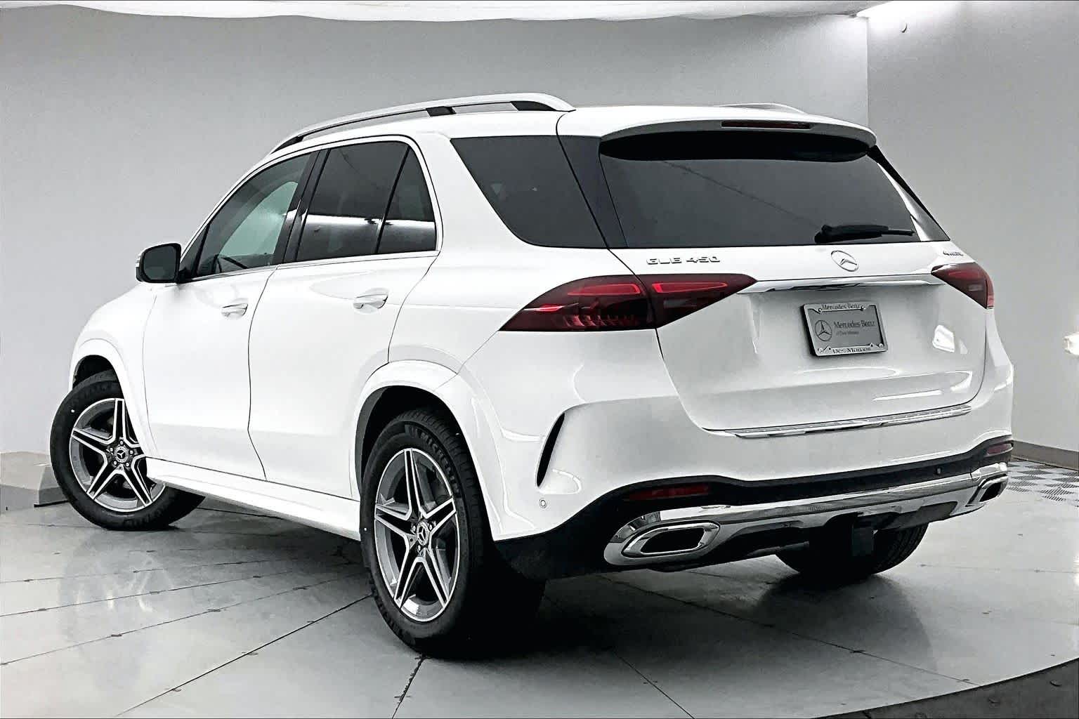 Thumbnail: 2026 Mercedes-Benz GLE - 4