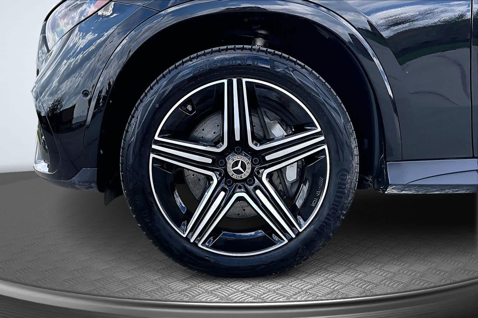 Thumbnail: 2026 Mercedes-Benz GLC - 8