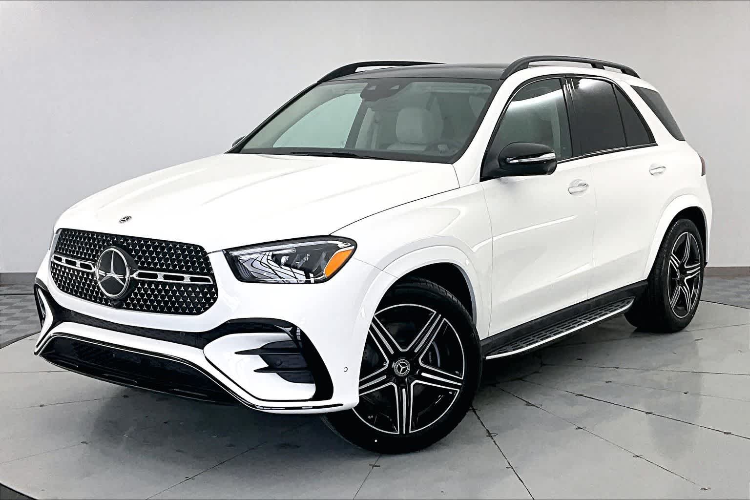 Thumbnail: 2026 Mercedes-Benz GLE - 1