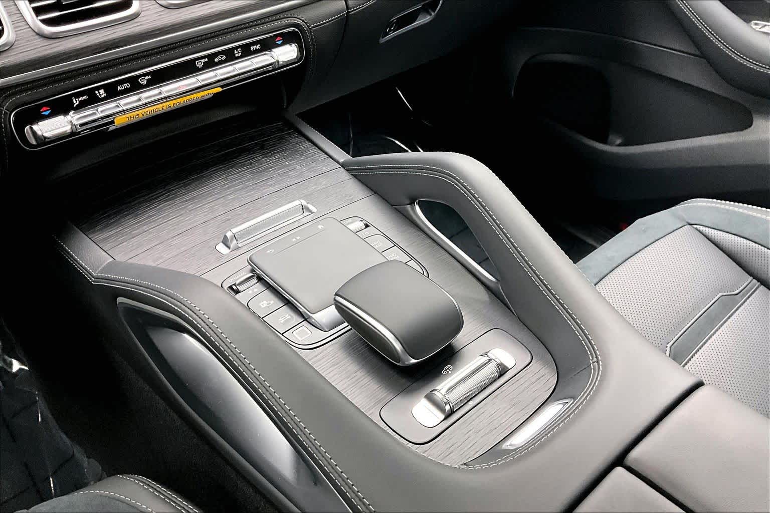 Thumbnail: 2026 Mercedes-Benz GLE - 17