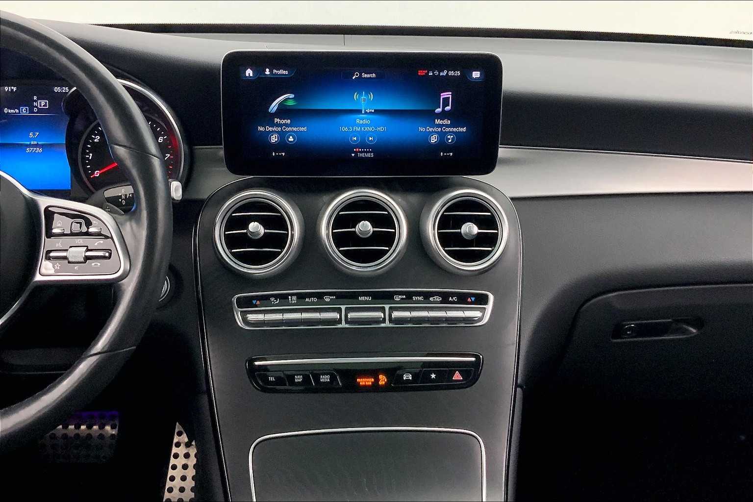 Thumbnail: 2022 Mercedes-Benz GLC - 16