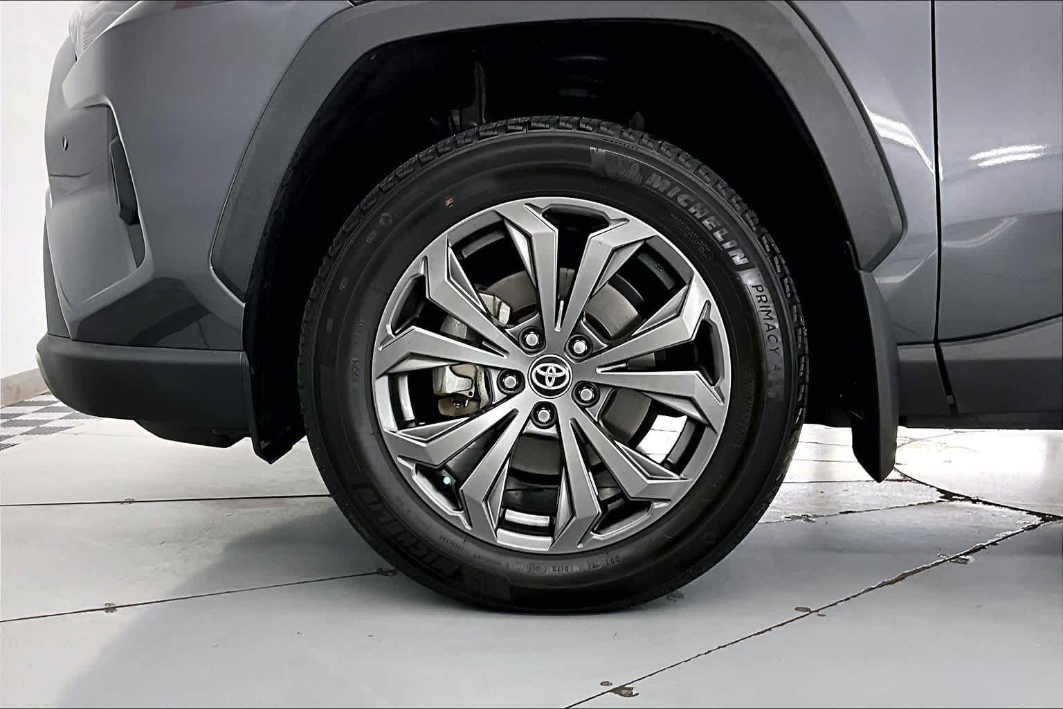 Thumbnail: 2023 Toyota RAV4 - 8