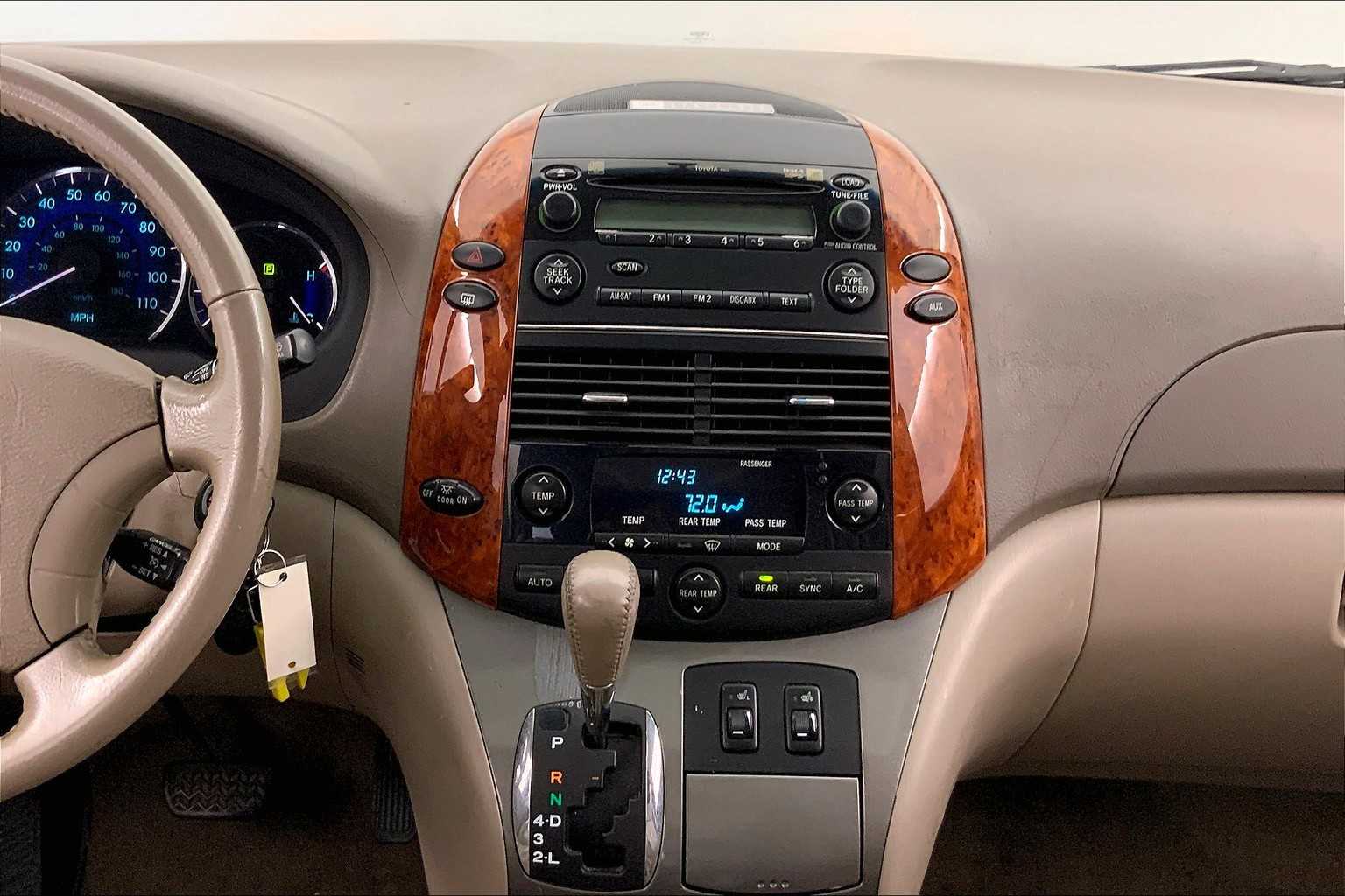 Thumbnail: 2006 Toyota Sienna - 15