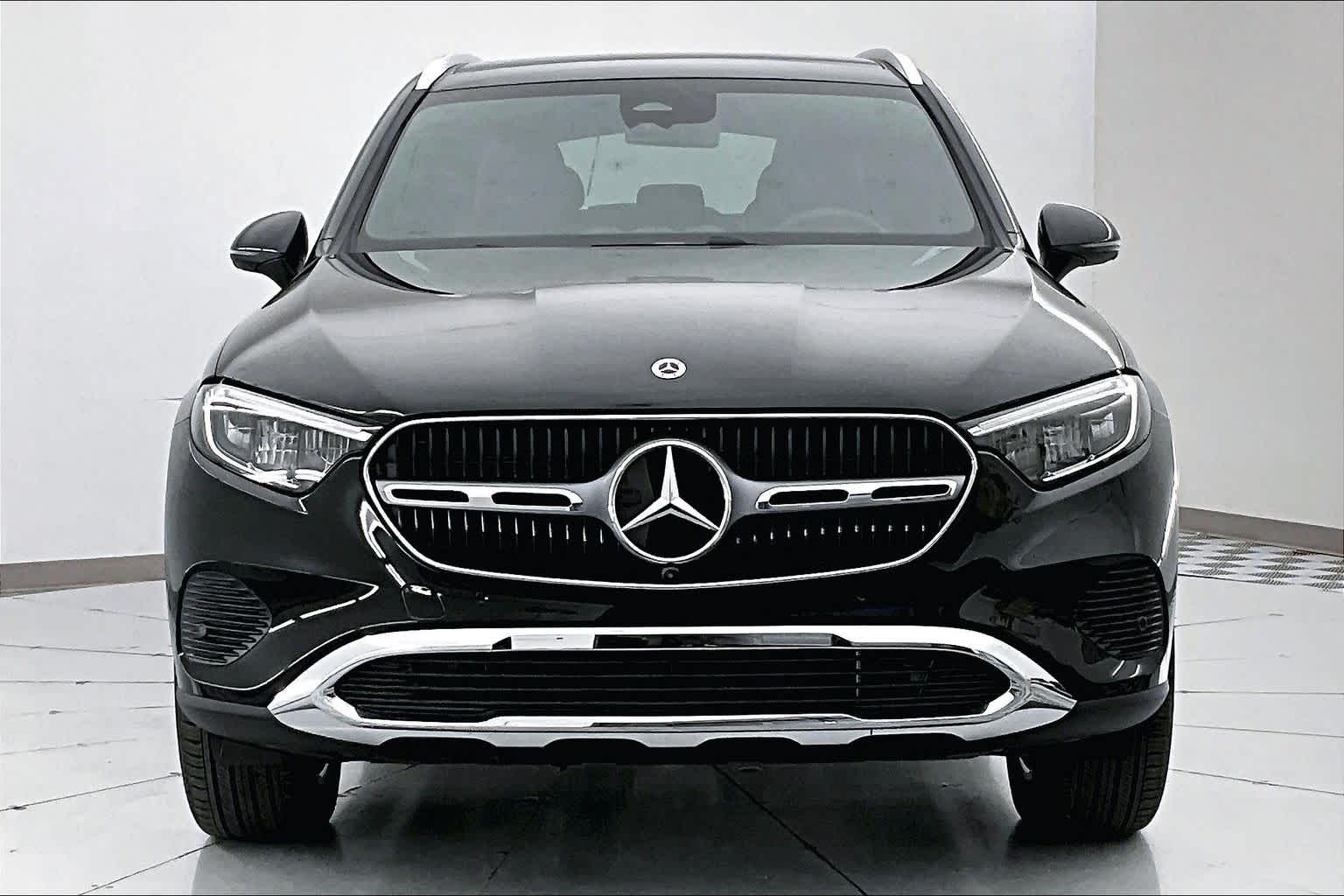 Thumbnail: 2026 Mercedes-Benz GLC - 6