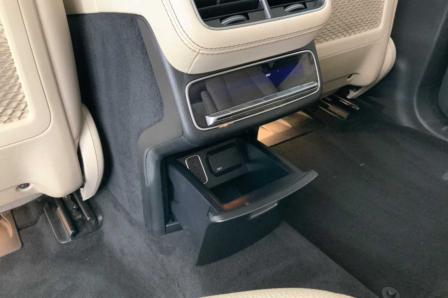 Thumbnail: 2022 Mercedes-Benz GLS - 29