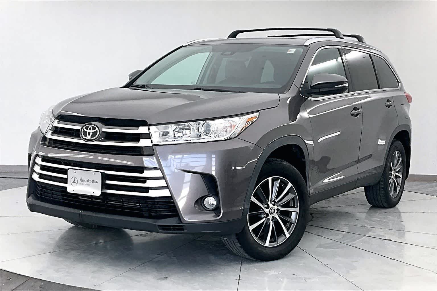 2019 Toyota Highlander XLE -
                  Urbandale, IA