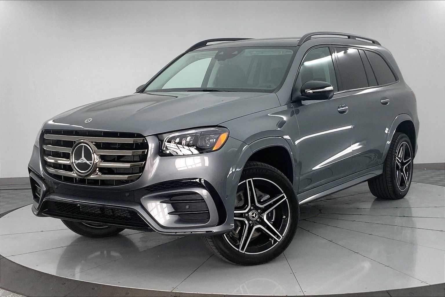 2025 Mercedes-Benz GLS 450 4MATIC -
                  Urbandale, IA