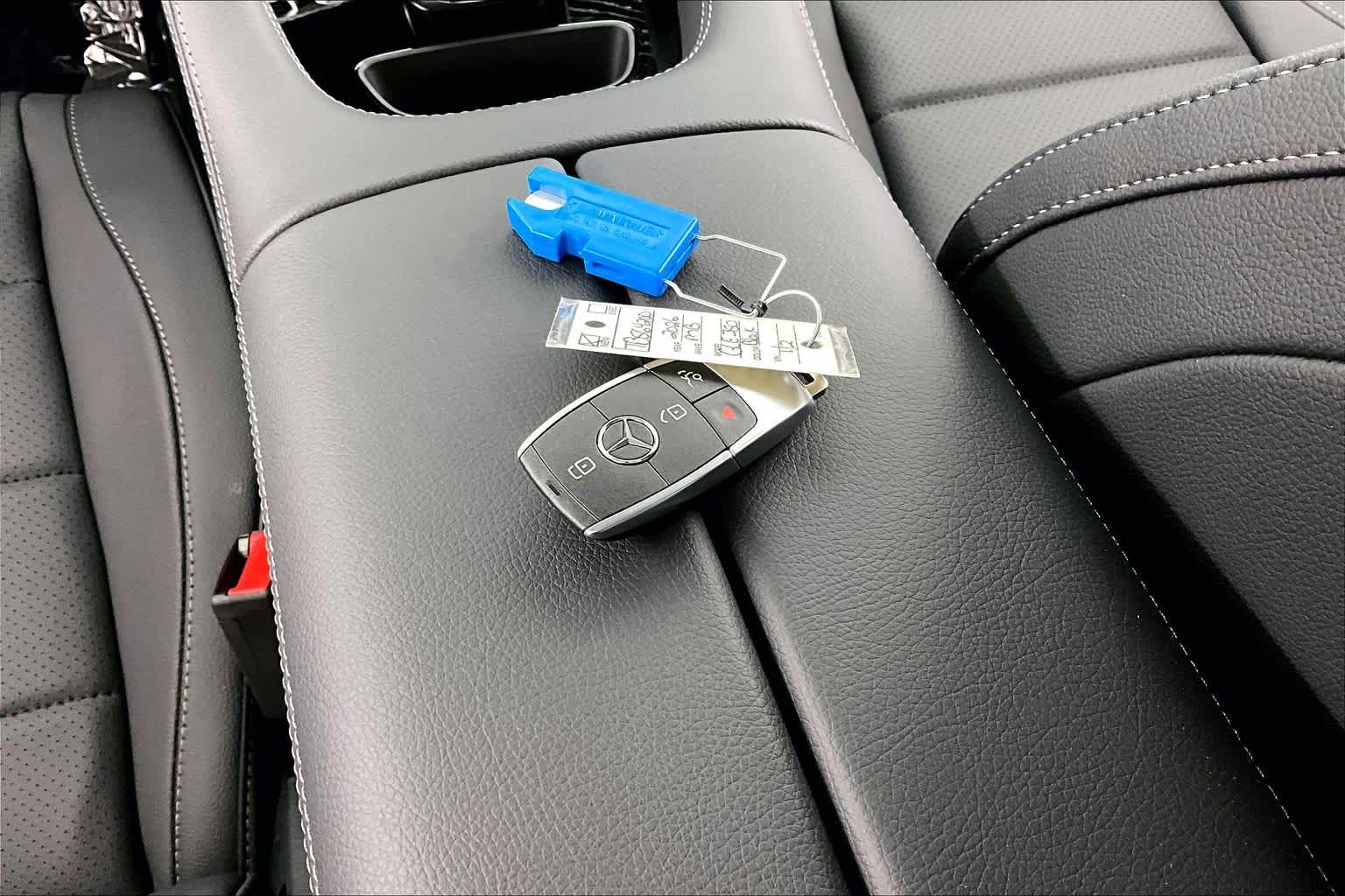 Thumbnail: 2026 Mercedes-Benz GLE - 20