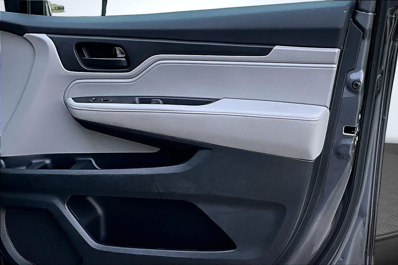 Thumbnail: 2024 Honda Odyssey - 24