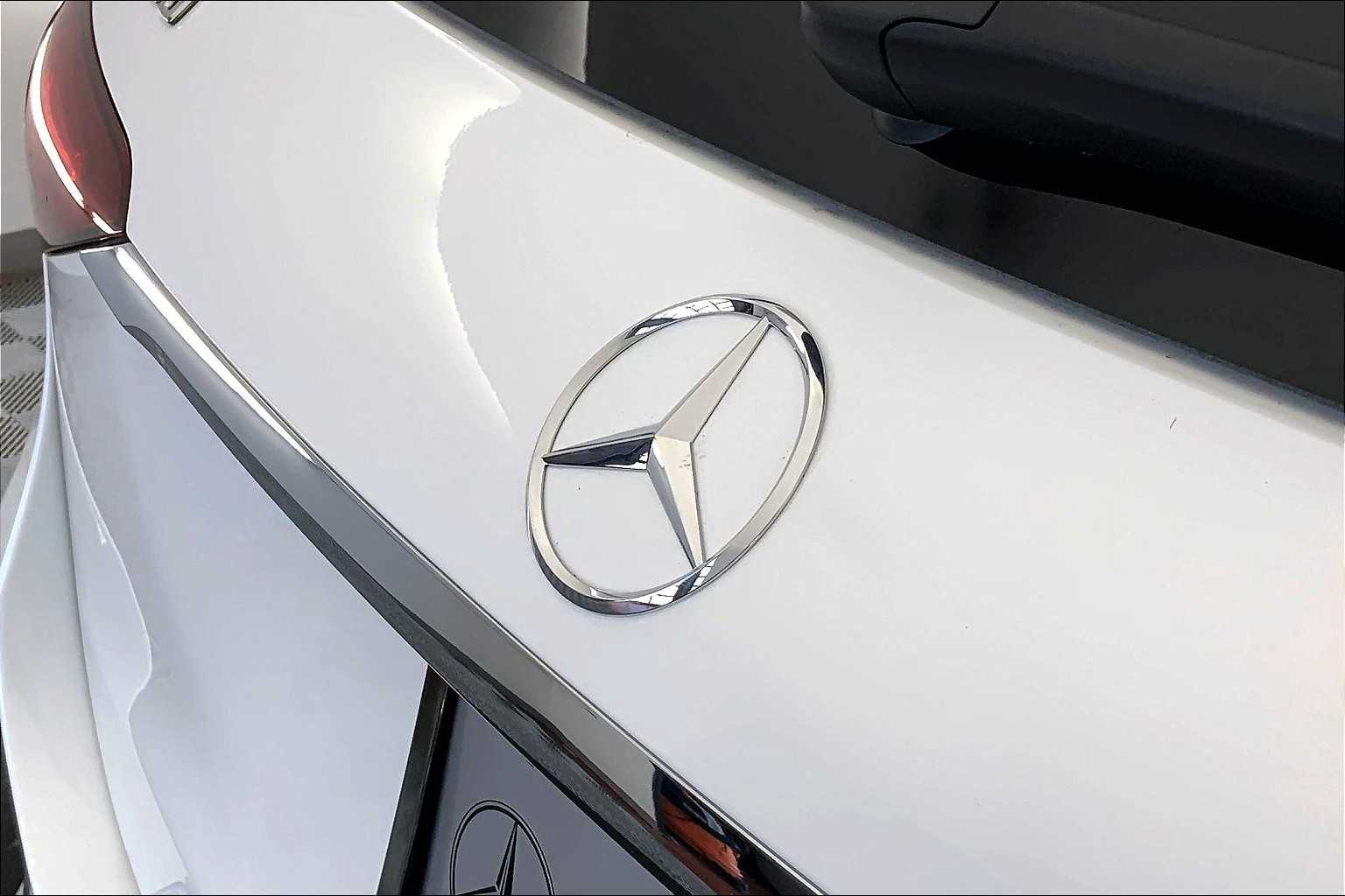 Thumbnail: 2026 Mercedes-Benz GLE - 22