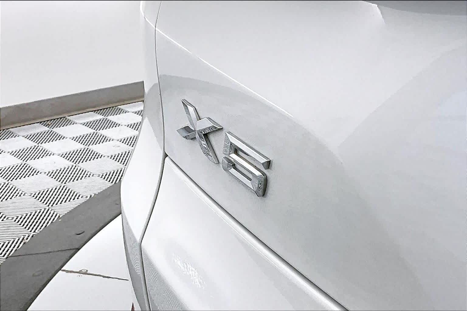 Thumbnail: 2022 BMW X5 - 7