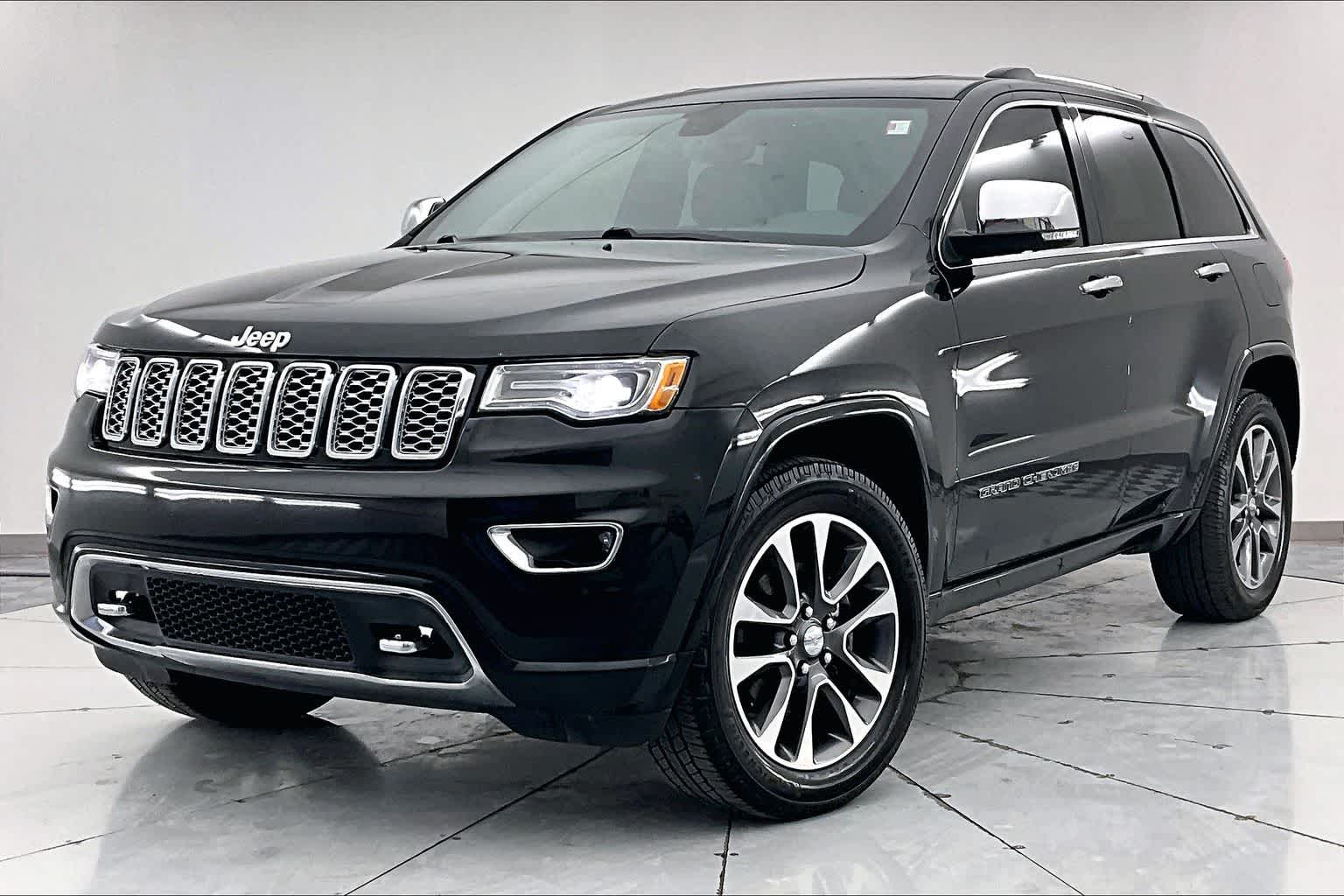 Thumbnail: 2017 Jeep Grand Cherokee - 1