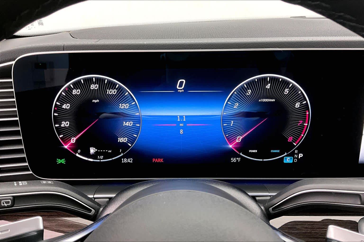 Thumbnail: 2026 Mercedes-Benz GLE - 18