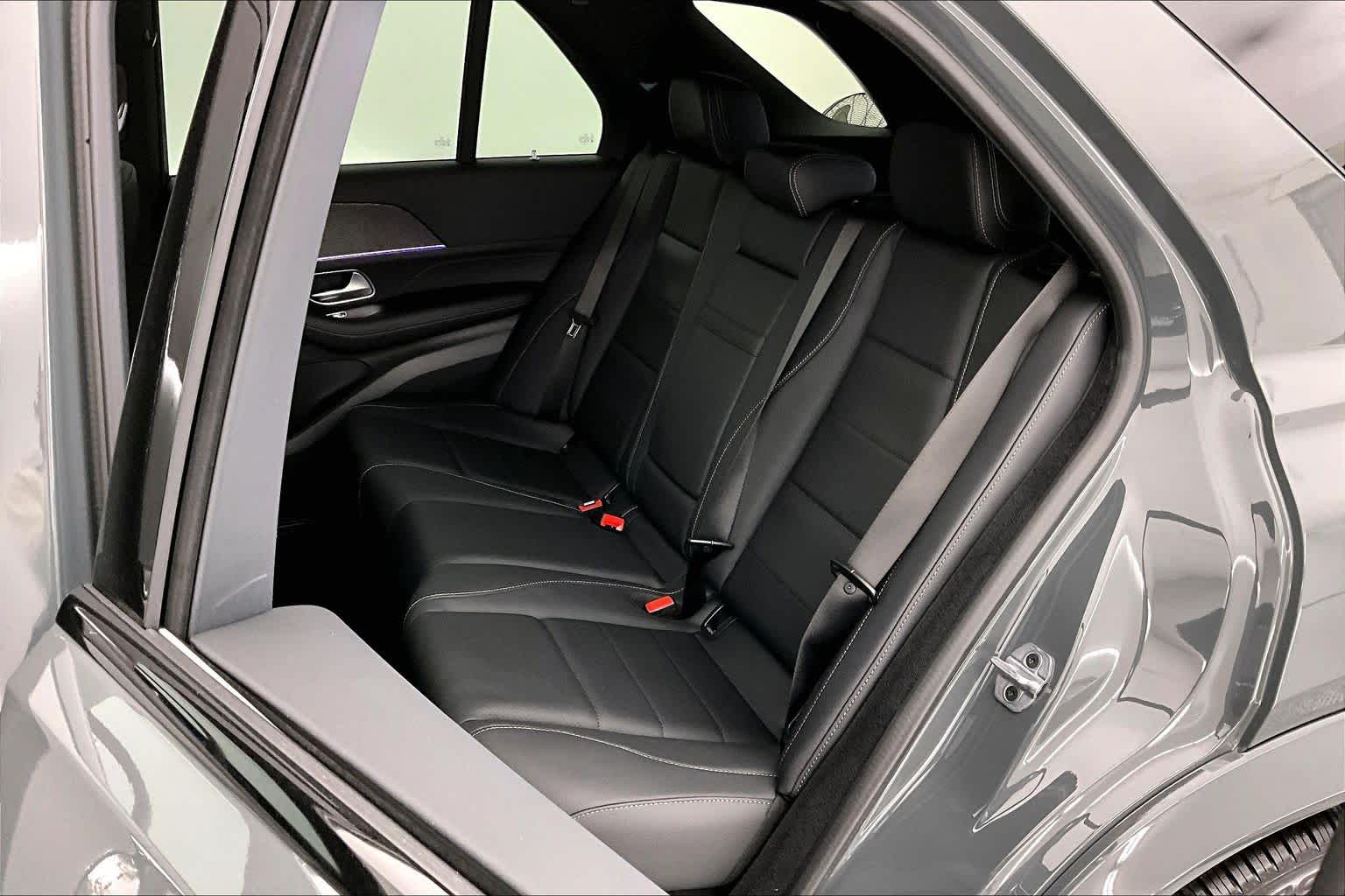 Thumbnail: 2026 Mercedes-Benz GLE - 13