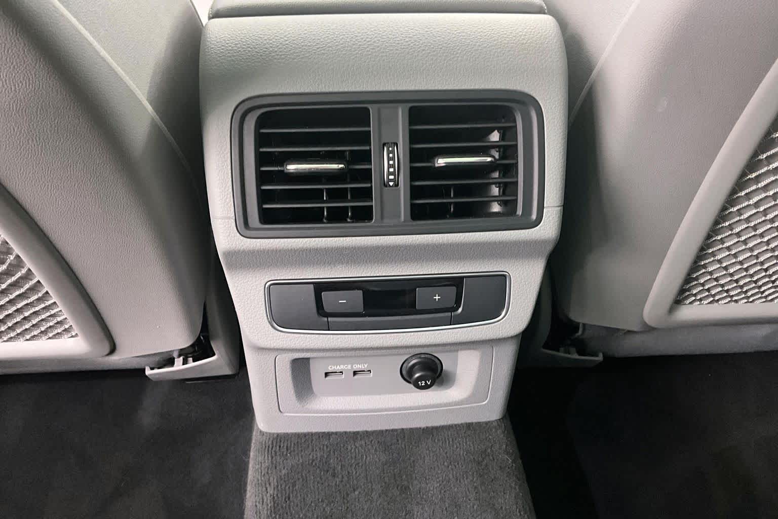 Thumbnail: 2023 Audi Q5 - 29