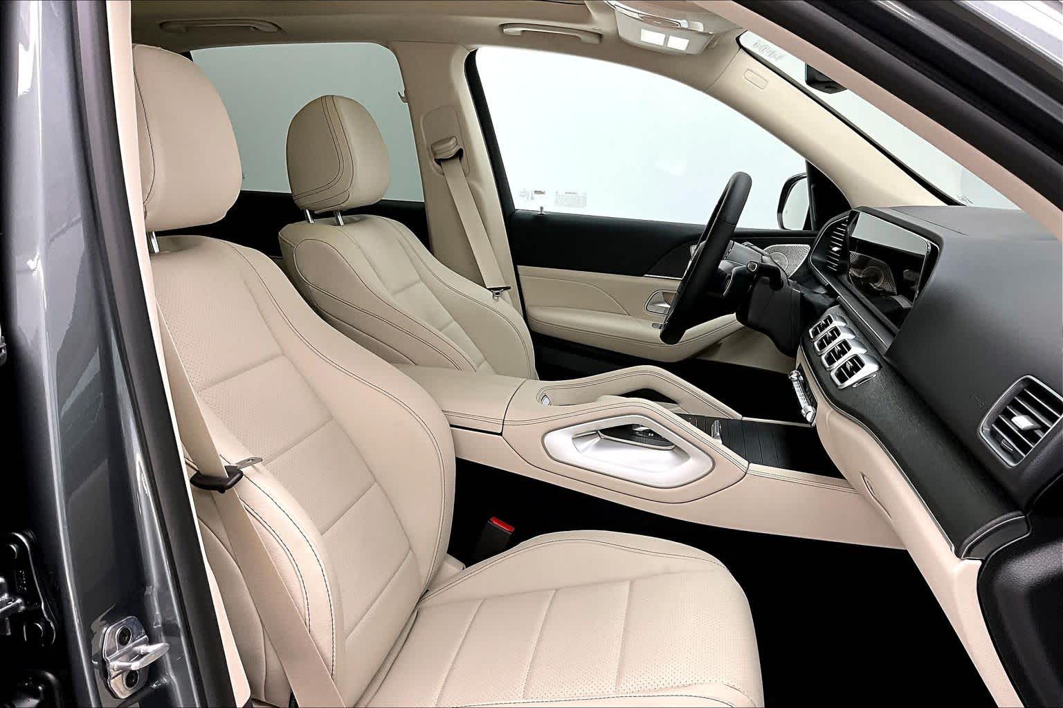 Thumbnail: 2026 Mercedes-Benz GLE - 14