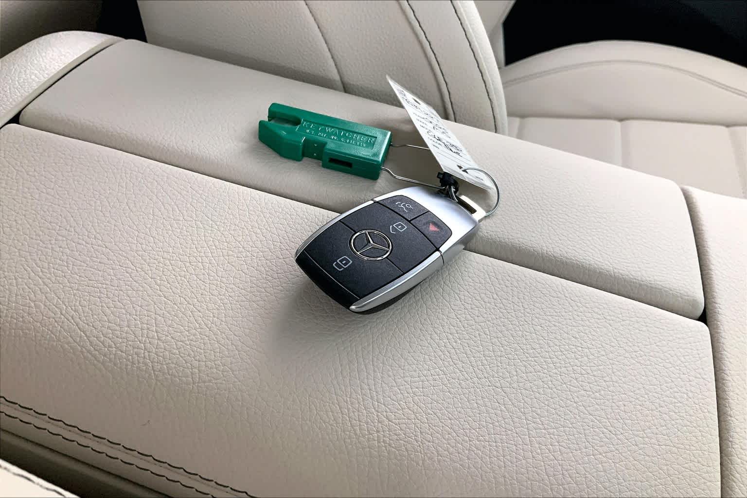 Thumbnail: 2025 Mercedes-Benz GLE - 20