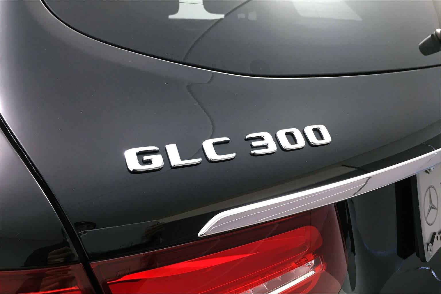 Thumbnail: 2018 Mercedes-Benz GLC - 26