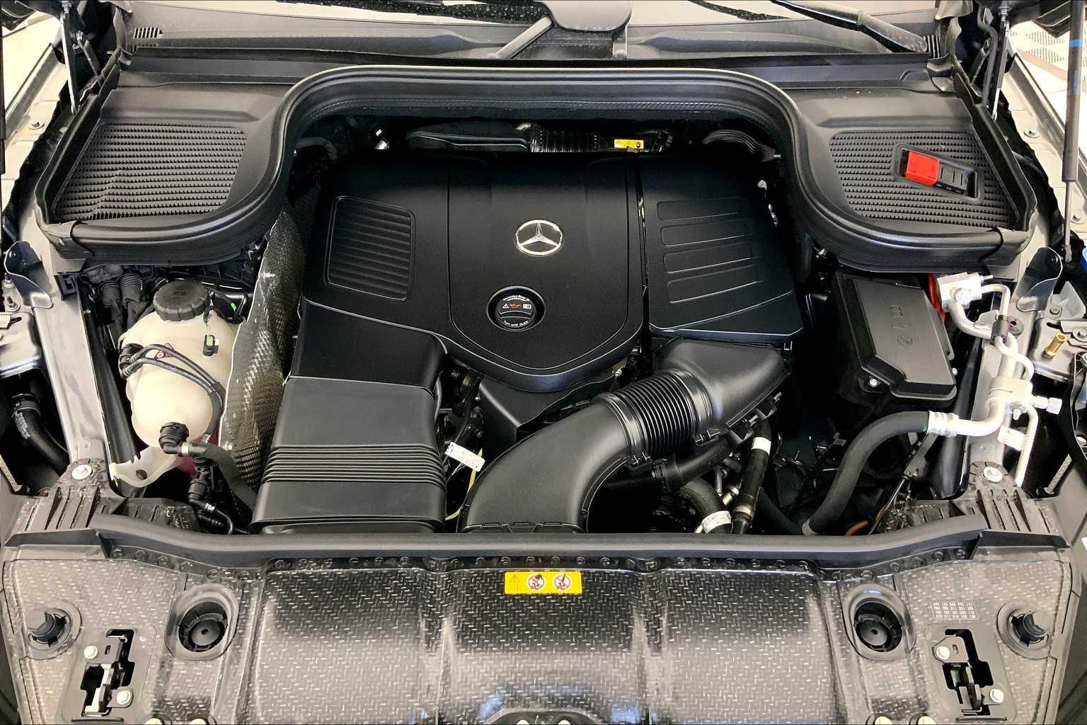 Thumbnail: 2025 Mercedes-Benz GLE - 9