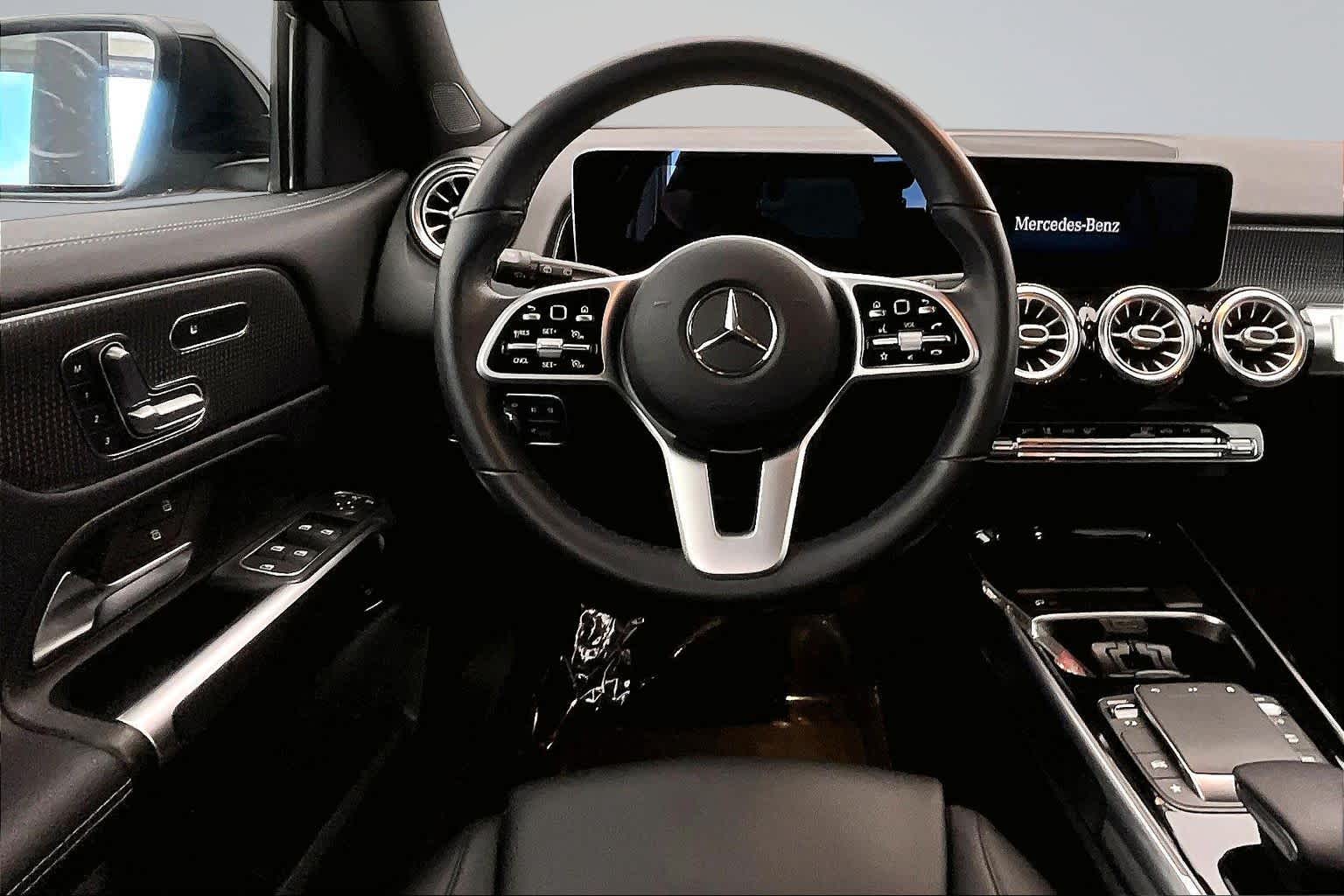 Thumbnail: 2021 Mercedes-Benz GLB - 14