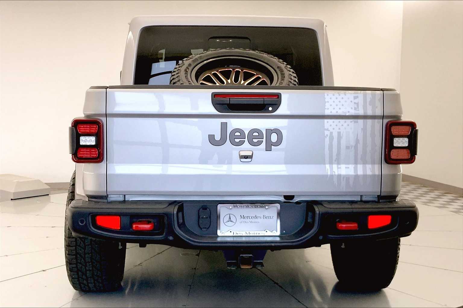 Thumbnail: 2020 Jeep Gladiator - 5