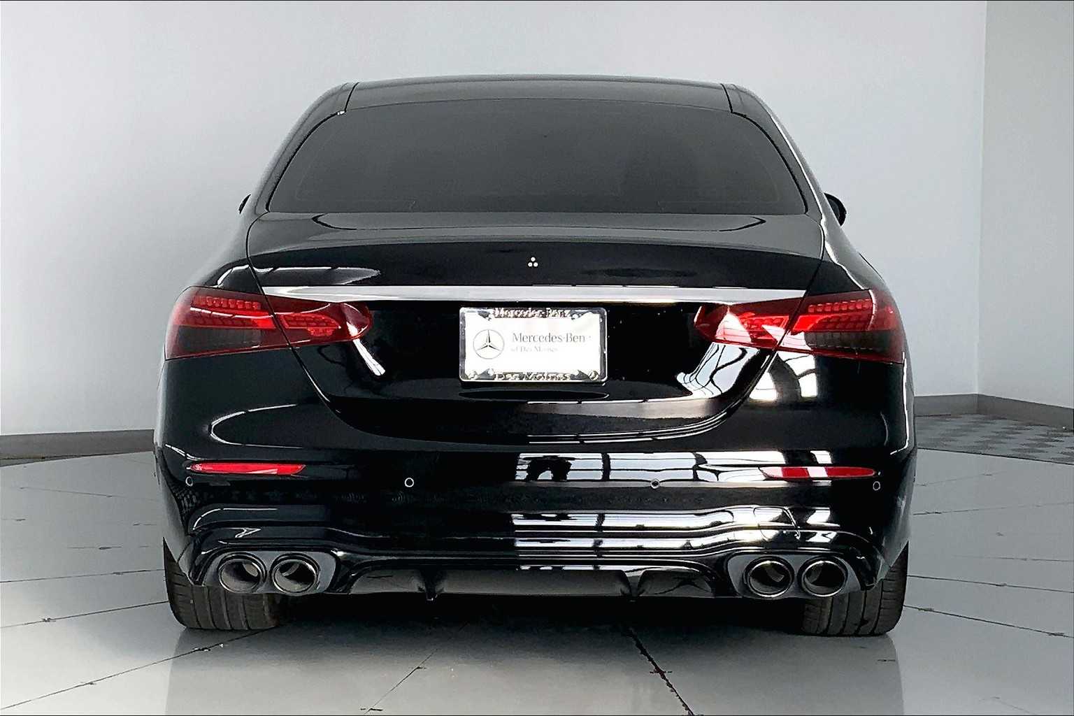 Thumbnail: 2022 Mercedes-Benz E-Class - 5