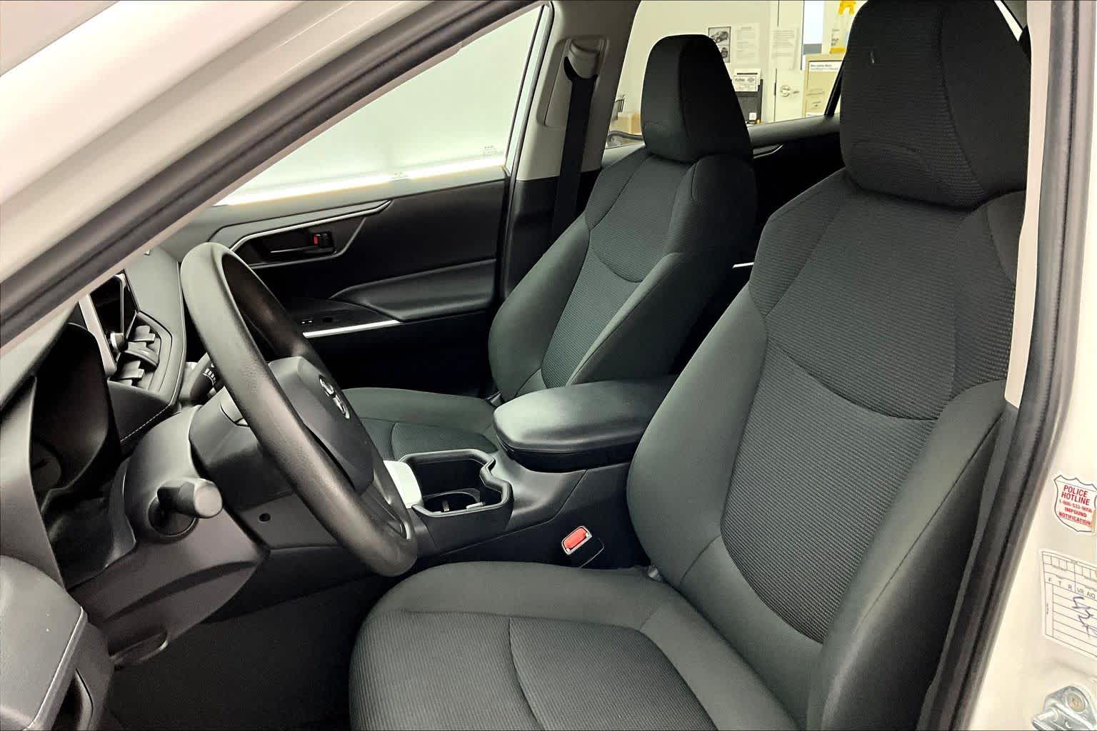 Thumbnail: 2024 Toyota RAV4 - 11